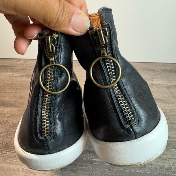 BEEK Jaeger Leather Boots Womens size 11 $390 - Picture 7 of 9